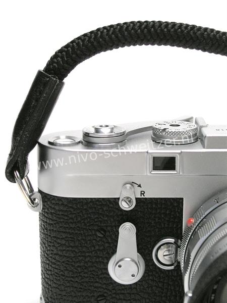 ARTISAN & ARTIST ACAM-301N silk camera strap, black [94cm]