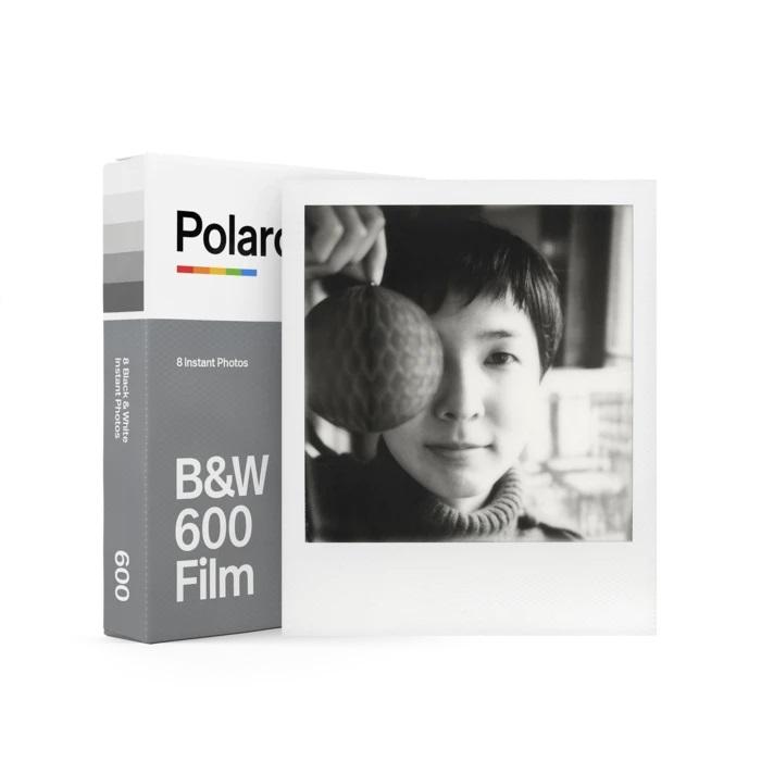 * POLAROID B&W600 instant film - white frame [Polaroid 600-serie camera]