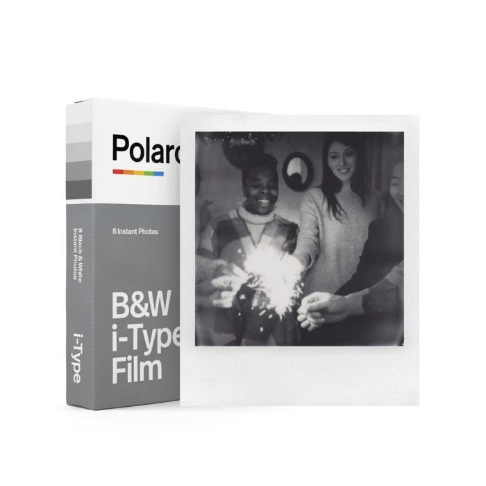 * POLAROID B&W I-type instant film - white frame [Polaroid I-type/OneStep2 camera]