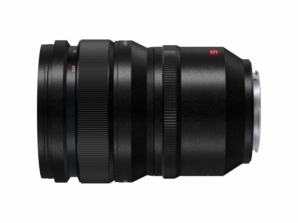 PANASONIC Lumix S Pro 24-70mm/2.8 [full-frame Leica L-mount]   E77