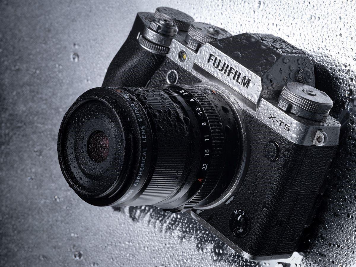 Fujifilm X-T5 camera en XF30mm macrolens
